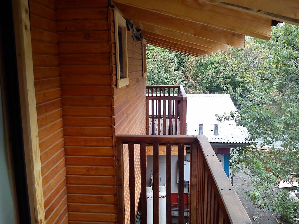 Hostal Los Alamos Neltume Esterno foto