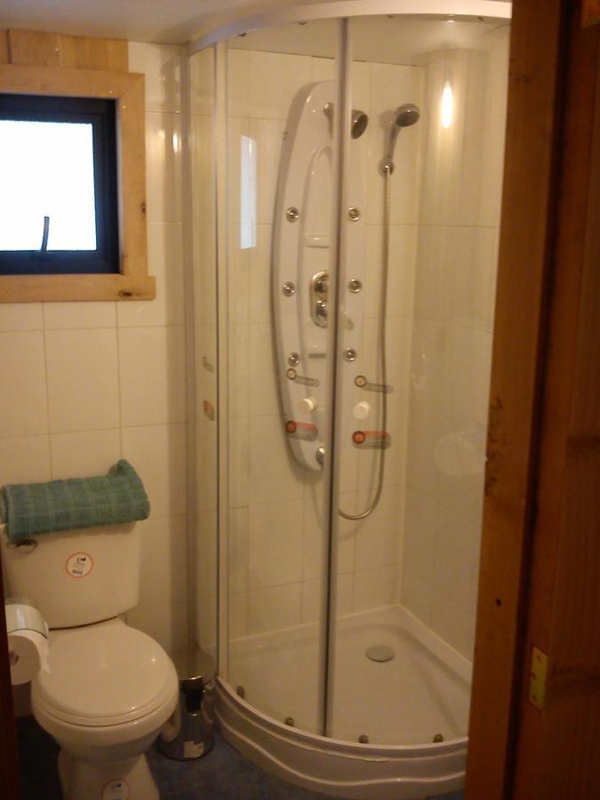 Hostal Los Alamos Neltume Esterno foto